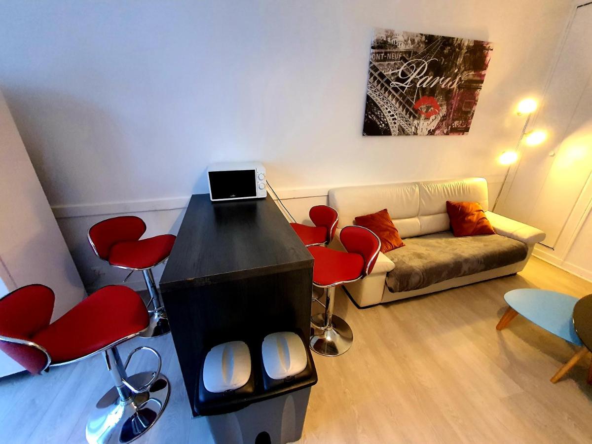 Grand T3 Avec Terrasse Centre Ville Bellac 벨락 외부 사진